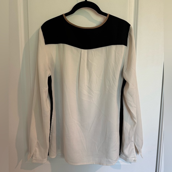 🌹❤️Ann Taylor Long Sleeve Tie Front Blouse - Picture 4 of 5